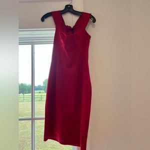Beautiful red satin short cocktail dress, women’s size 4 or Small